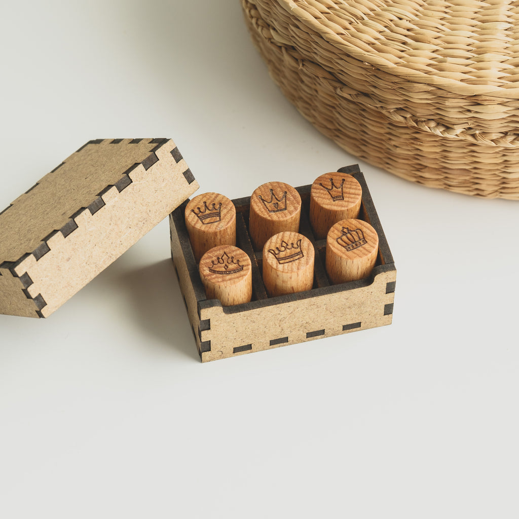 Kronen Schulstempel Set mit Holzbox aus MDF